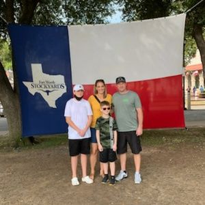 Meet your Posher, Becky